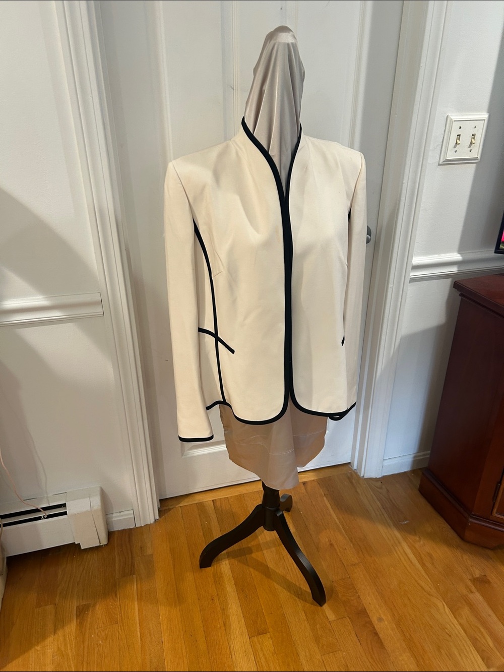 Ellen Tracy Cream Open-Front Jacket with Black Trim